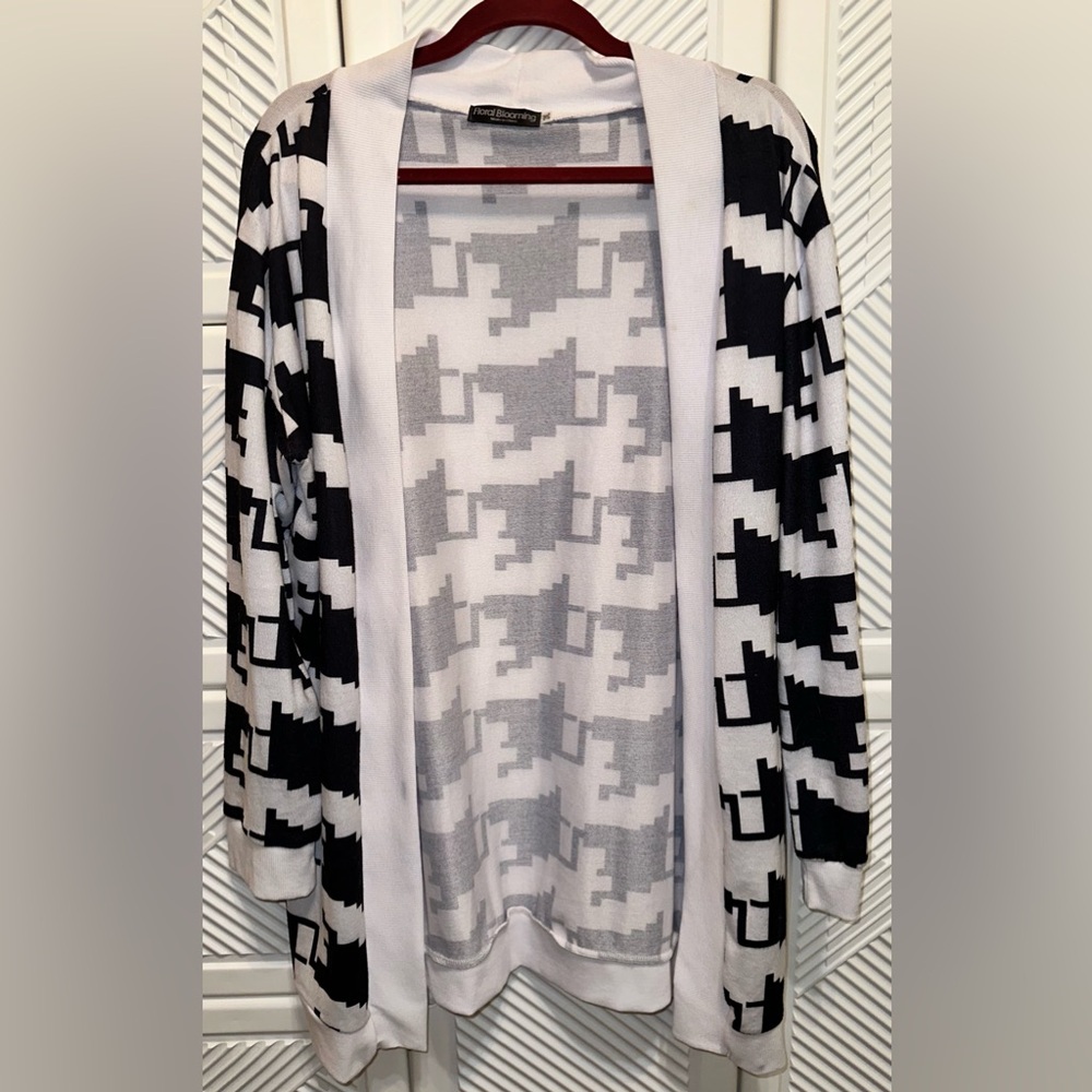 Houndstooth Cardigan